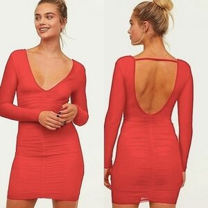 ❤️🆕️H&M size Small Deep V-Neck Red Dress